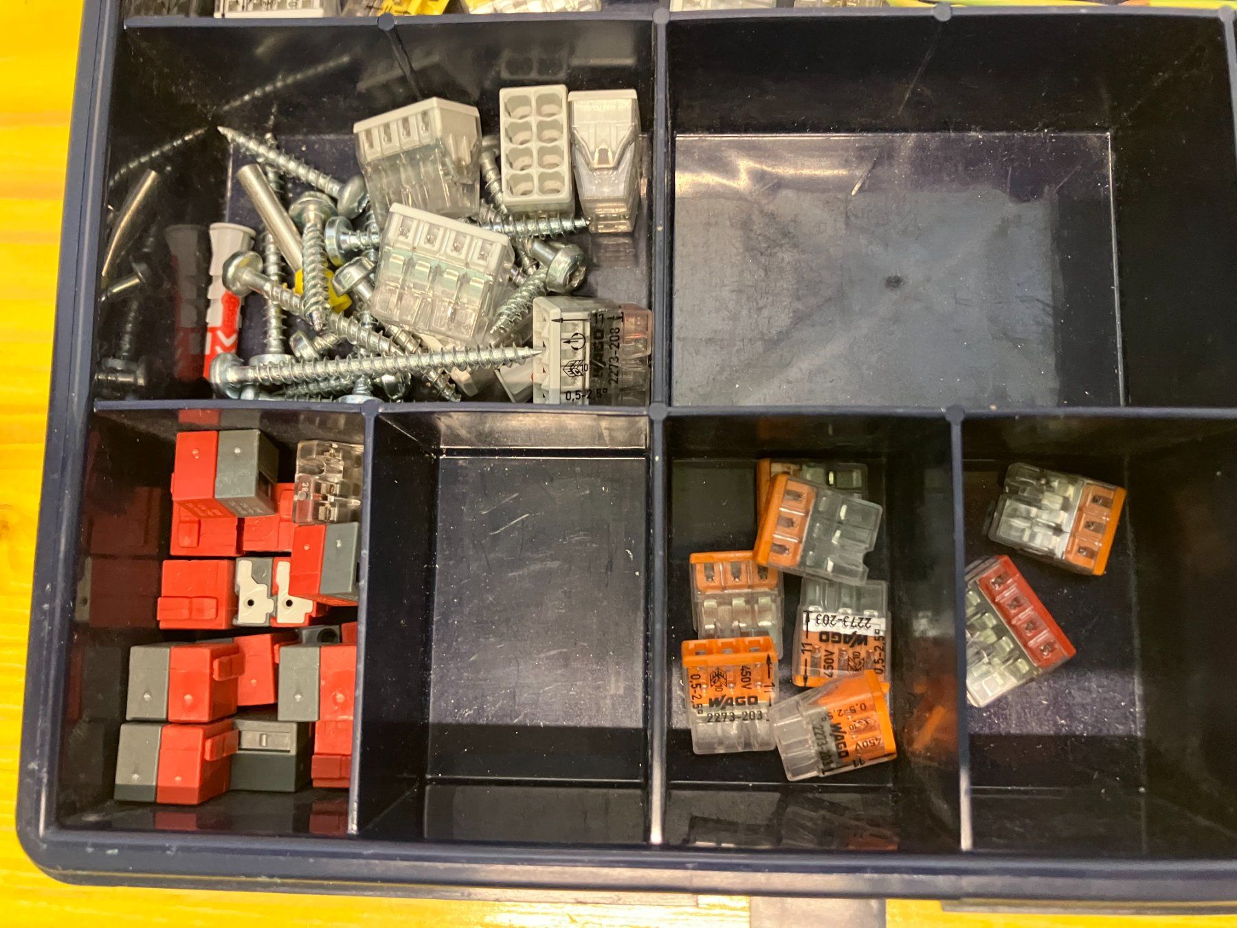 Utz Tutti gli attrezzi: Raco Sortierbox/Koffer mit Inhalt ab 1.- – Nuovo (secondo la descrizione) da Lichtensteig venduto da Buy24International 3