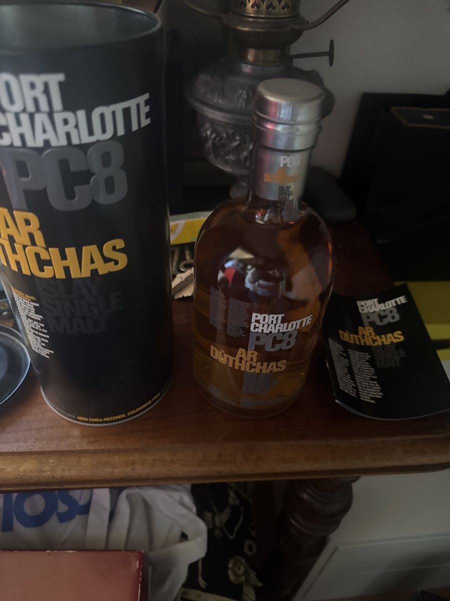 Port Charlotte Bevande alcoliche: Port Charlotte PC8 Ar Duthchas Islay Single Malt 52.5% – Nuovo e nell'imballaggio originale da Winkel venduto da Blicki26