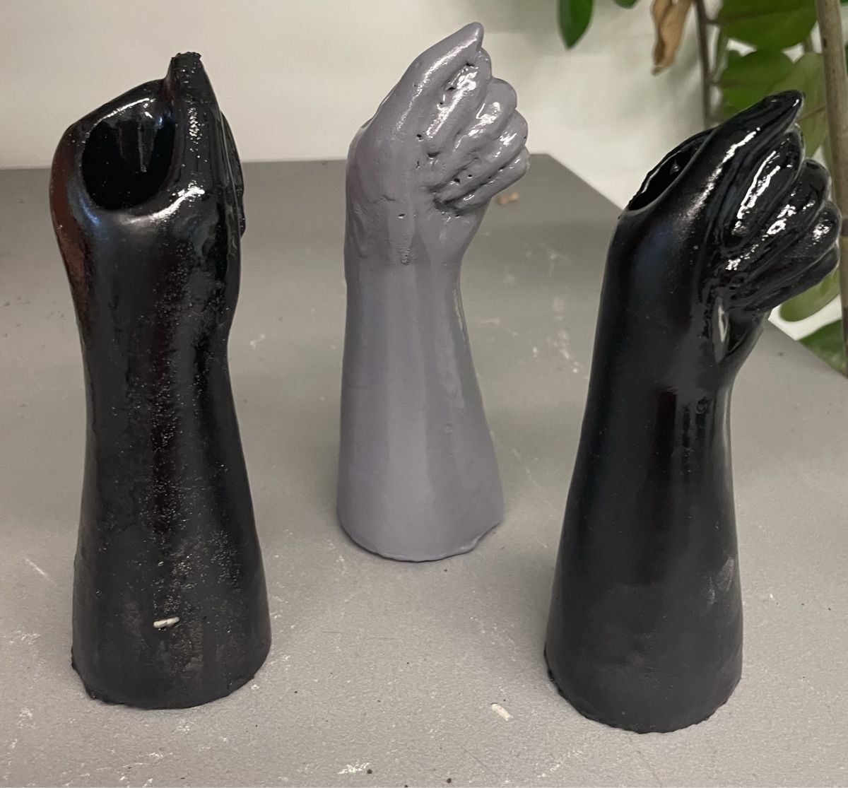 Tutte le decorazioni: Hand-Vasen 3er Set, schwarz/grau, Deko – Nuovo e nell'imballaggio originale da Au ZH venduto da Jaggy4 1