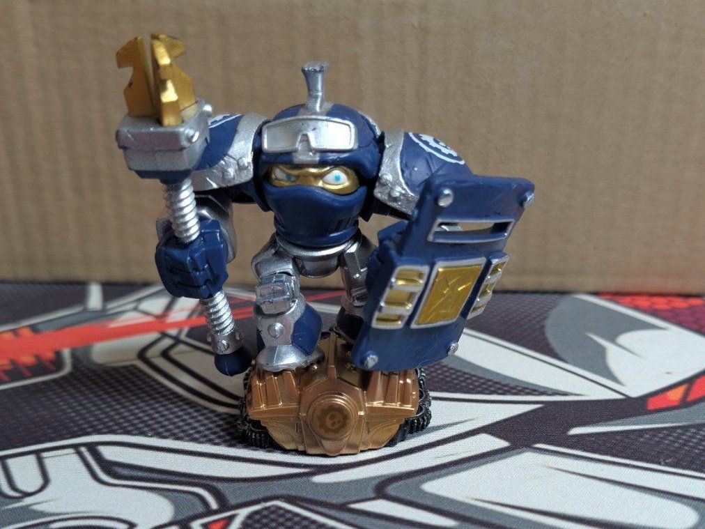 Statuette: Skylanders: SuperChargers: High Volt – Usato da Ennetmoos venduto da ale.cannabona