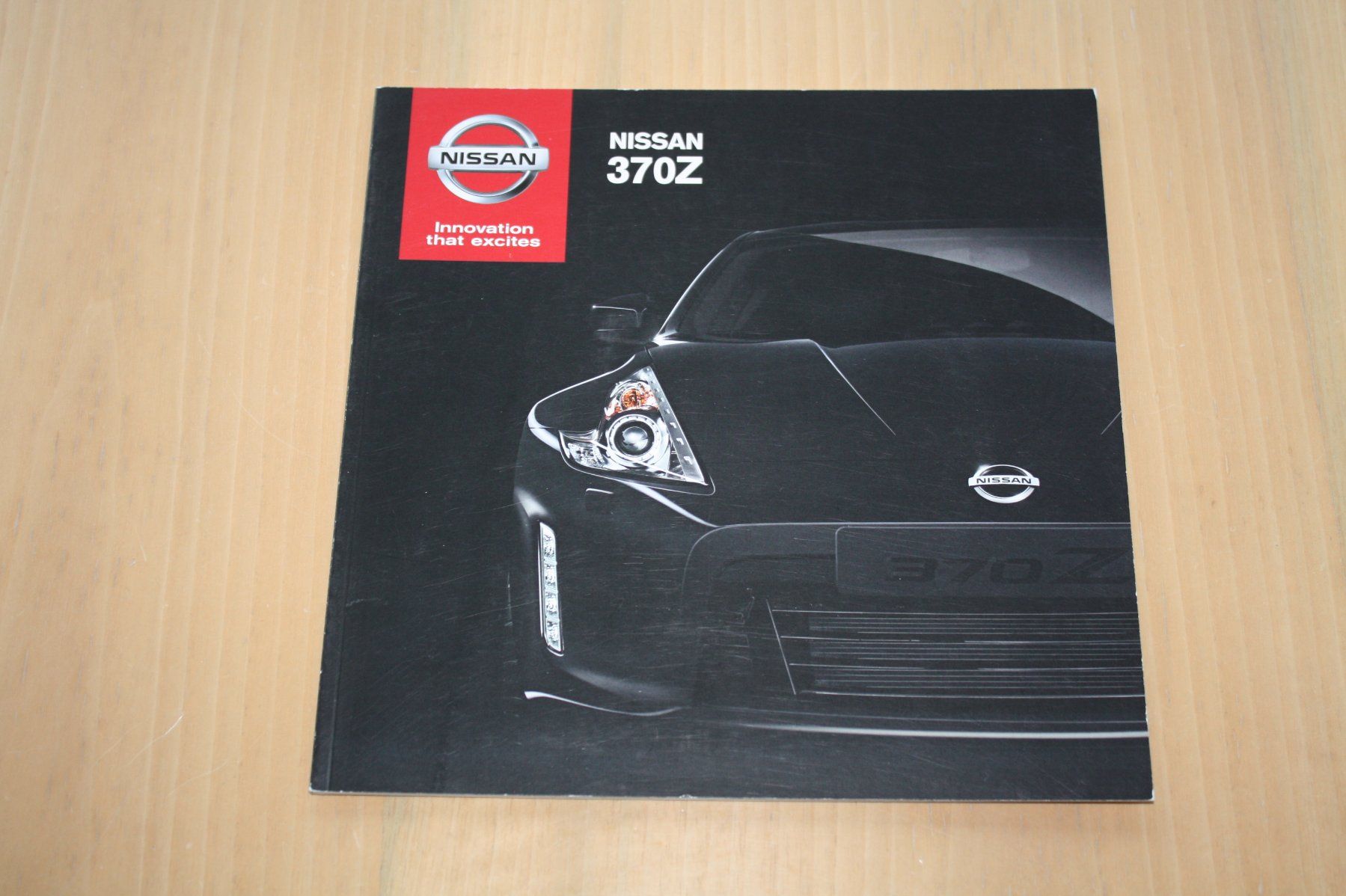 Nissan Dokumente: Nissan 370Z Prospekt 04/2013 – Gebraucht aus Wikon von erwin400