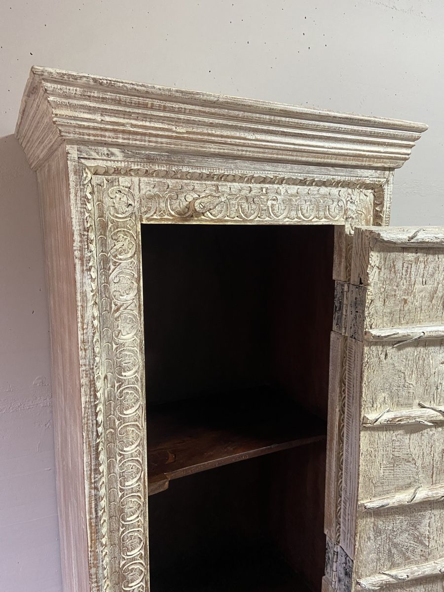 Armadi: Indischer Kolonial Schrank – Usato da Horgen venduto da Cameo9 4