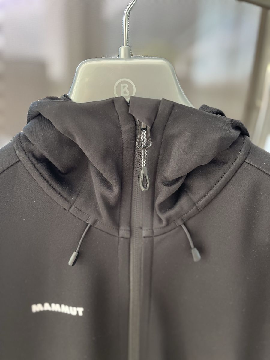 Mammut Giacche: Mammut Ultimate Softshell Jacke mit Kapuze schwarz Grösse M – Usato da Fiesch venduto da Chloe09 1