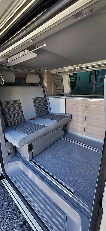 Veicoli da campeggio: VW T5 California – Usato da Chur venduto da Chur125 3