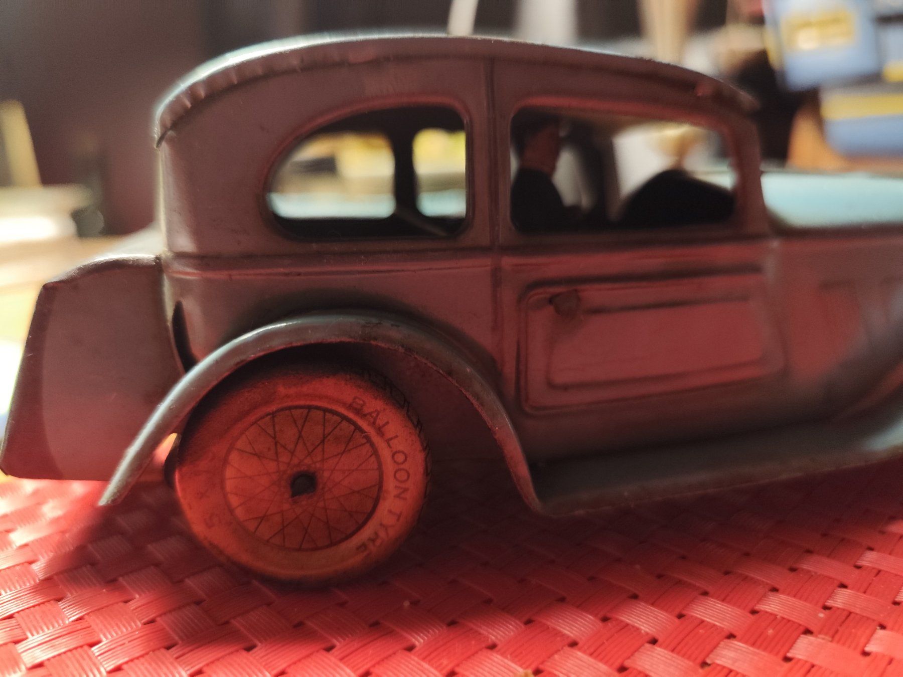 Modellautos: uraltes englisches blechauto – Gebraucht aus minusio von bierbrauer 9