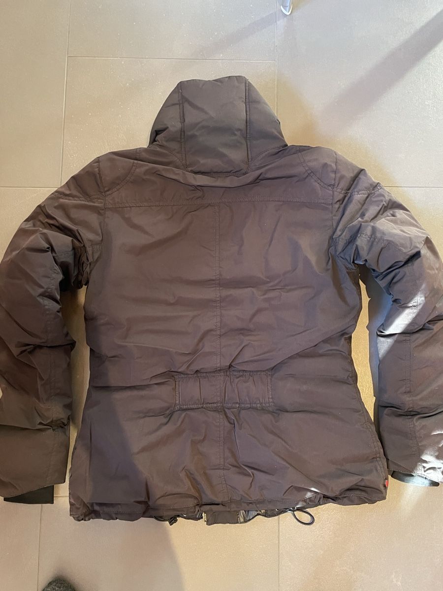 Kru Giacche: KRU St Moritz down winter / ski jacket- Size M – Usato da Zürich venduto da LoveFashion76 7