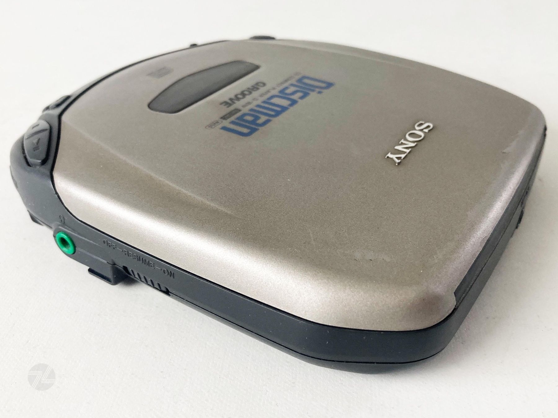 Sony Tragbarer Mediaplayer: Sony Discman D-181V CD Player Walkman – Gebraucht aus Wetzikon ZH von cyan74 1