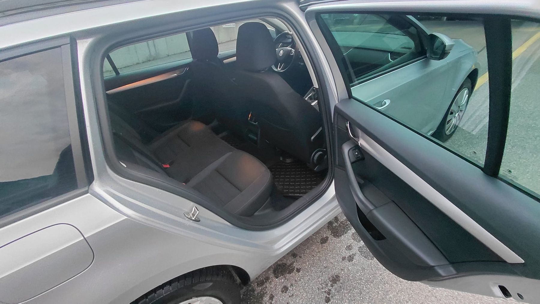 Skoda Autos: Scoda oktavia 2.0 tdi – Gebraucht aus Chur von ram_7nzc 2