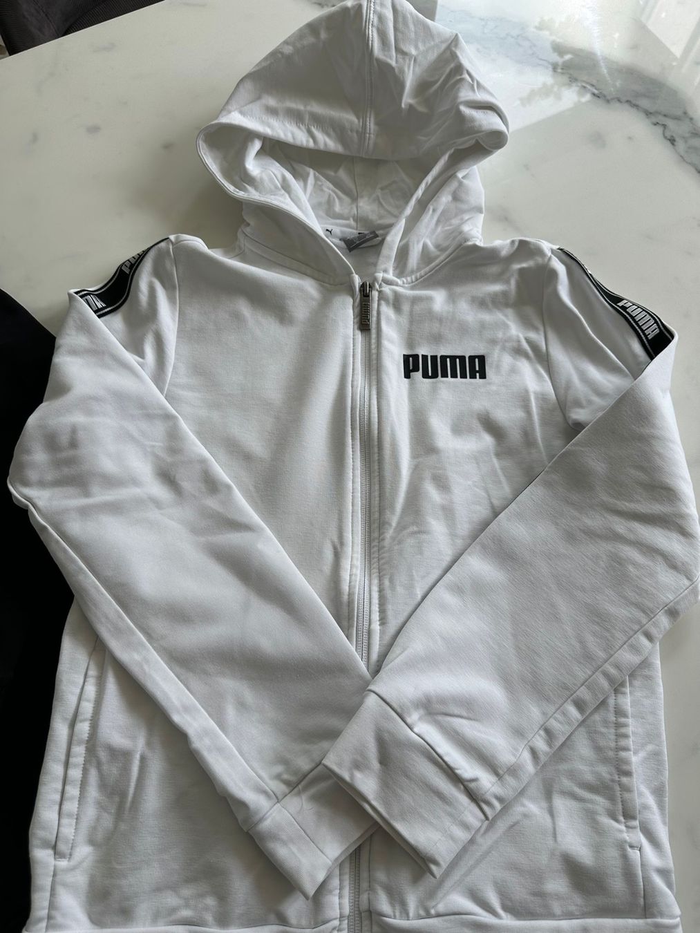 Puma Kleiderpakete & -sets: Pullover Set Kinder Gr. 11-12 – Gebraucht aus Lausen von Swissart123 2