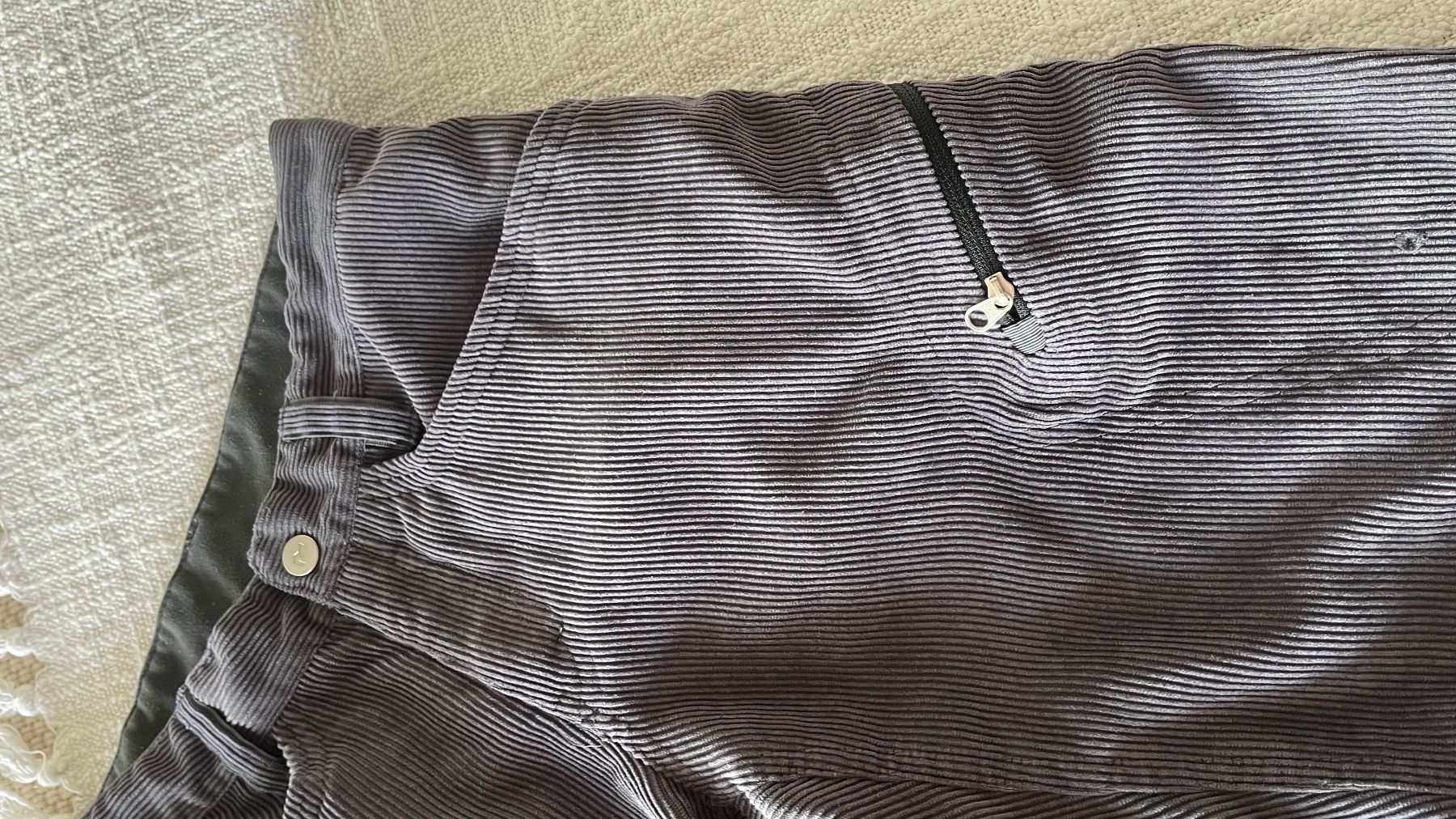 Peak Performance Hosen: PEAK PERFORMANCE Shorts – Gebraucht aus St-Blaise von sus_6wgz 3