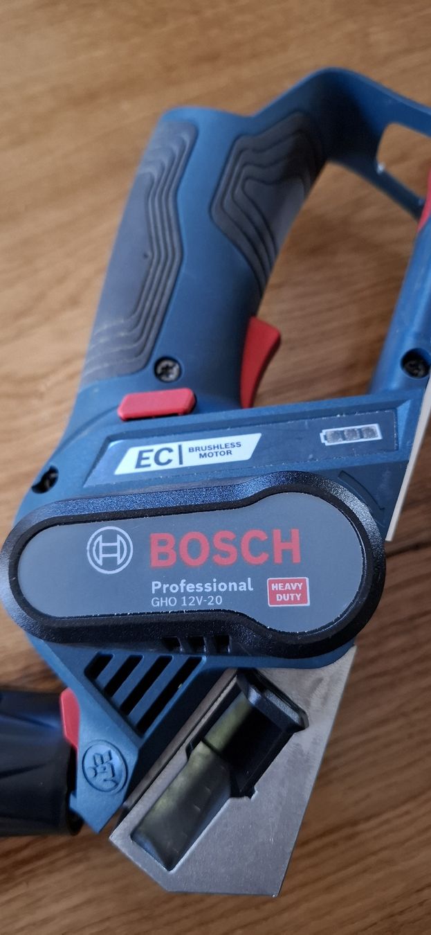 Bosch Tutti gli attrezzi: Bosch GHO 12V hobel, Professionell – Usato da Guntershausen venduto da Jtattoo 4
