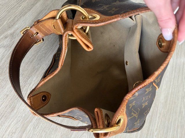 Louis Vuitton Borse da donna: ORIGINAL Louis Vuitton Tasche LETZTER PREIS !!! – Usato da Opfikon venduto da onlineschweiz 6
