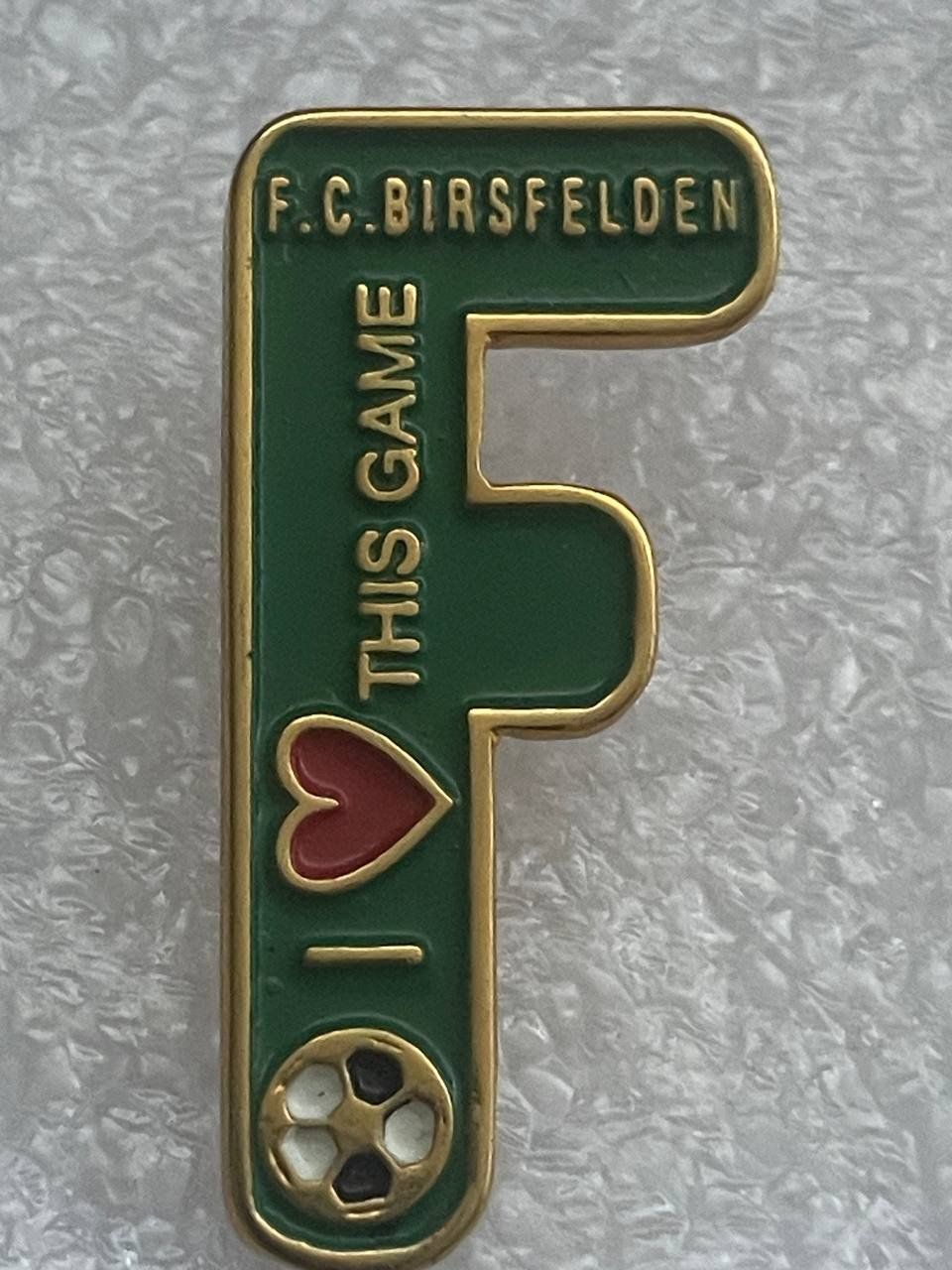 Placchette & Badge: 224. Pin - FC Birsfelden – Usato da Luzern venduto da Irek