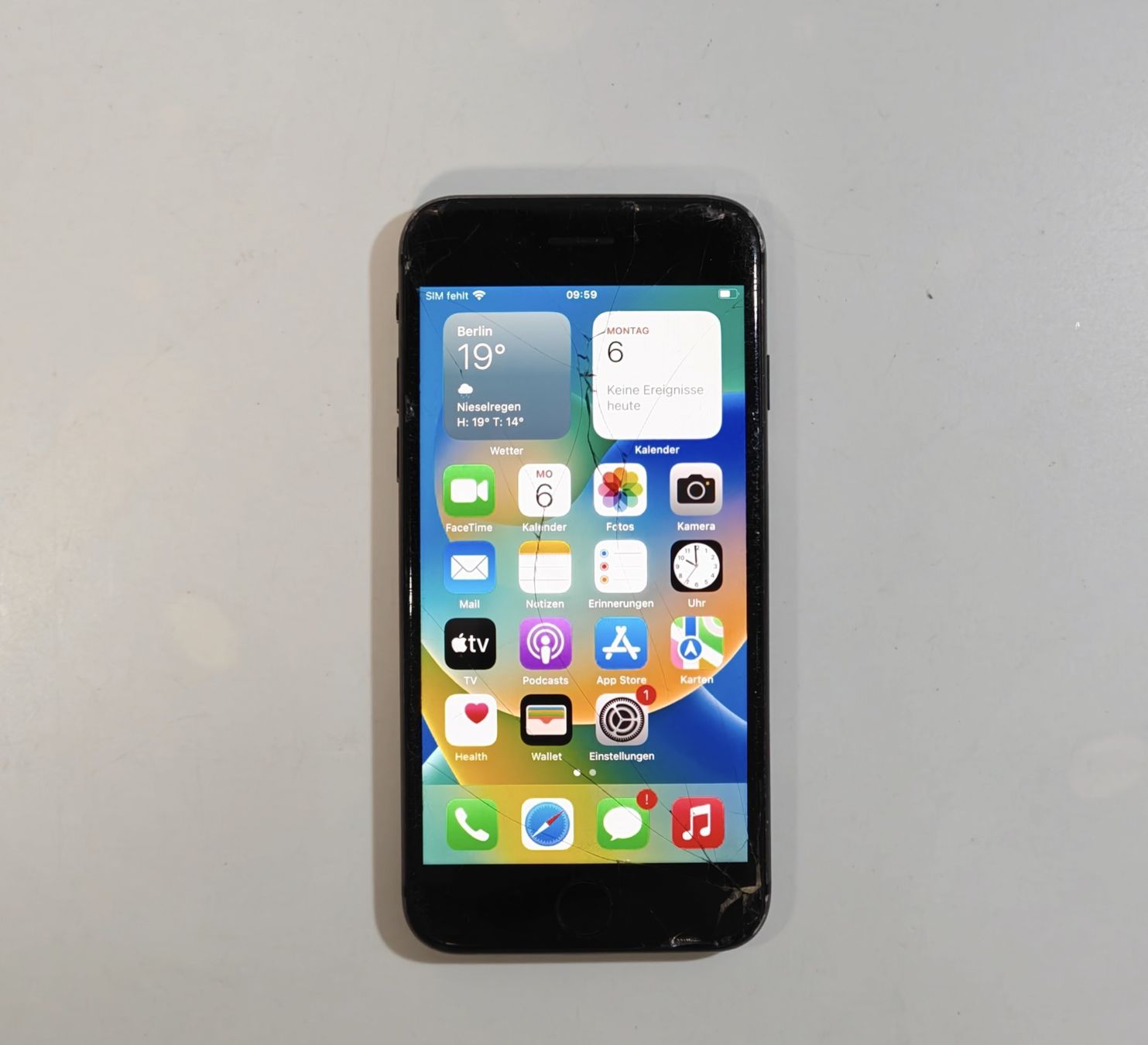 Apple Portables: iPhone 8 64GB – D'occasion à Ehrendingen par Rocky985