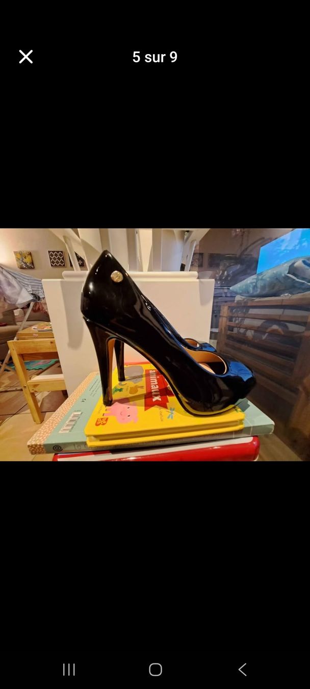 Guess Scarpe da donna: Talons Guess noir vernis – Nuovo e nell'imballaggio originale da Cheseaux sur Lausanne venduto da manera79 4