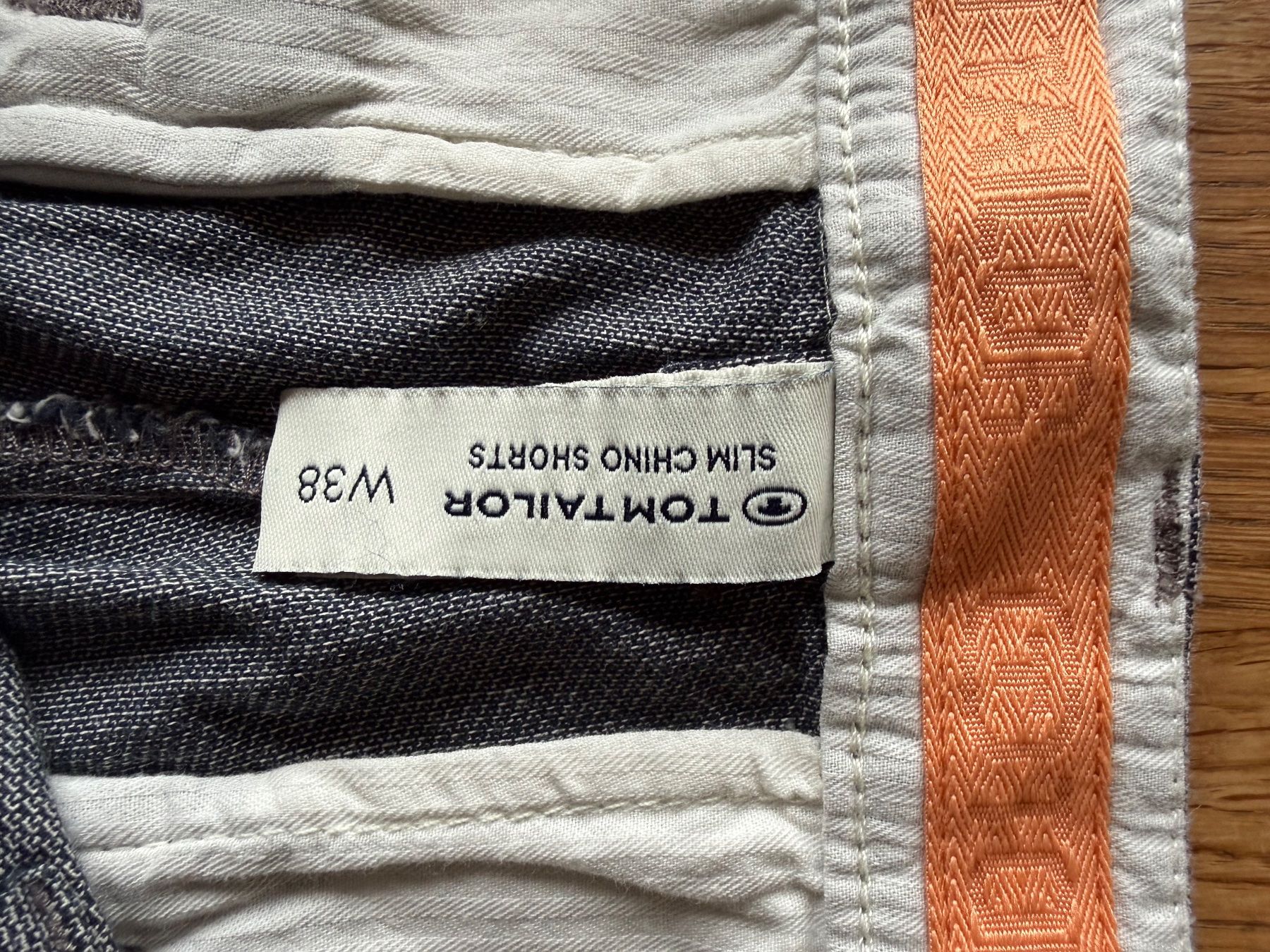 Tom Tailor Pantaloni: Kurze Hose Tom Tailer – Usato da Ringgenberg BE venduto da MiBa16 1