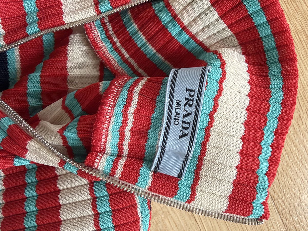 Prada Pulls & Sweat-shirts: Rollkragenpullover kurz PRADA – Neuf (Voir description) à St. Gallen par aenny1234 4