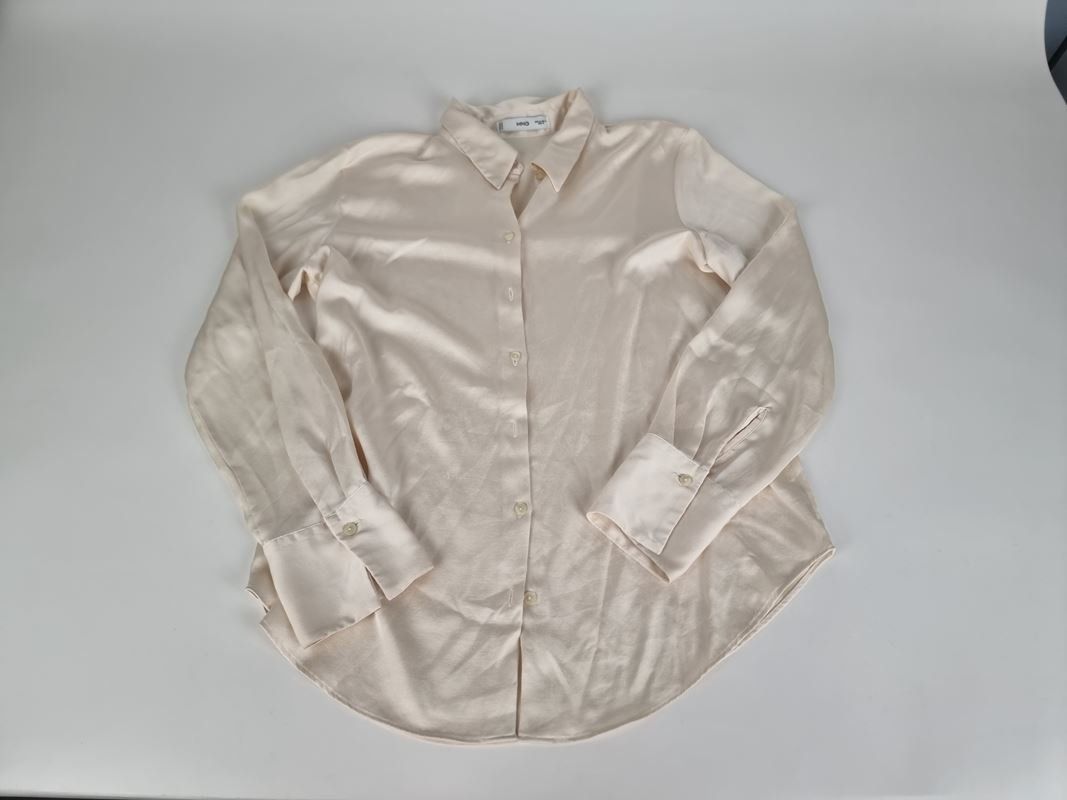 Mango Chemisiers: Mango Bluse cremeweiss, Grösse M – D'occasion à Urtenen-Schönbühl par Restwert_Schoenbuehl 1