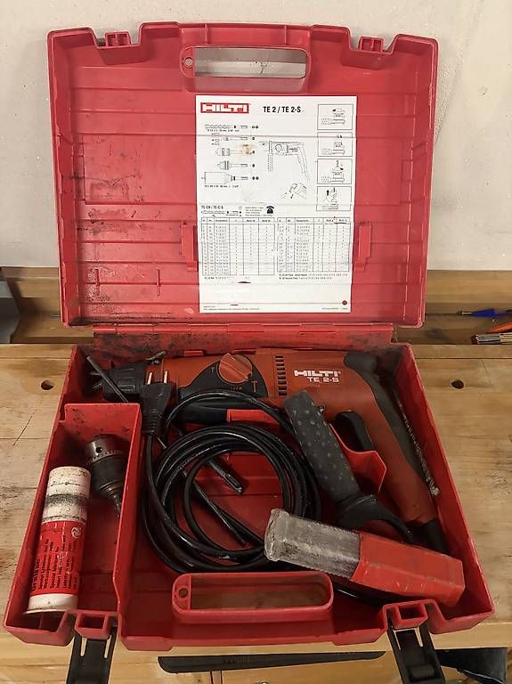 Trapani: Hilti Bohrhammer  – Usato da Lausen venduto da Gjuliana4