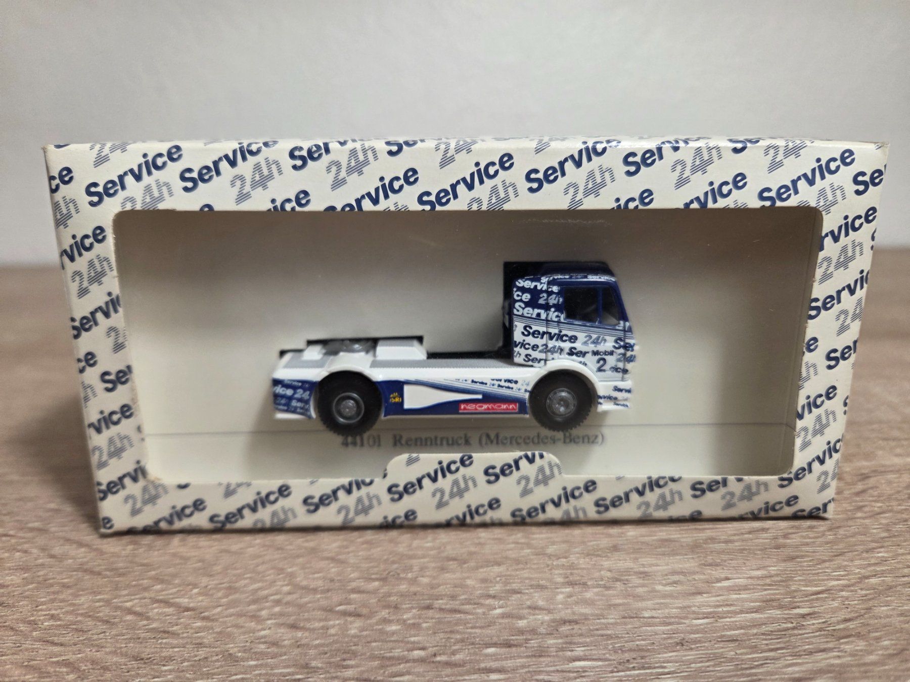 Wiking Modellini d'auto: Wiking 44101 H0 – Nuovo e nell'imballaggio originale da St-Aubin-Sauges venduto da Lo_Go