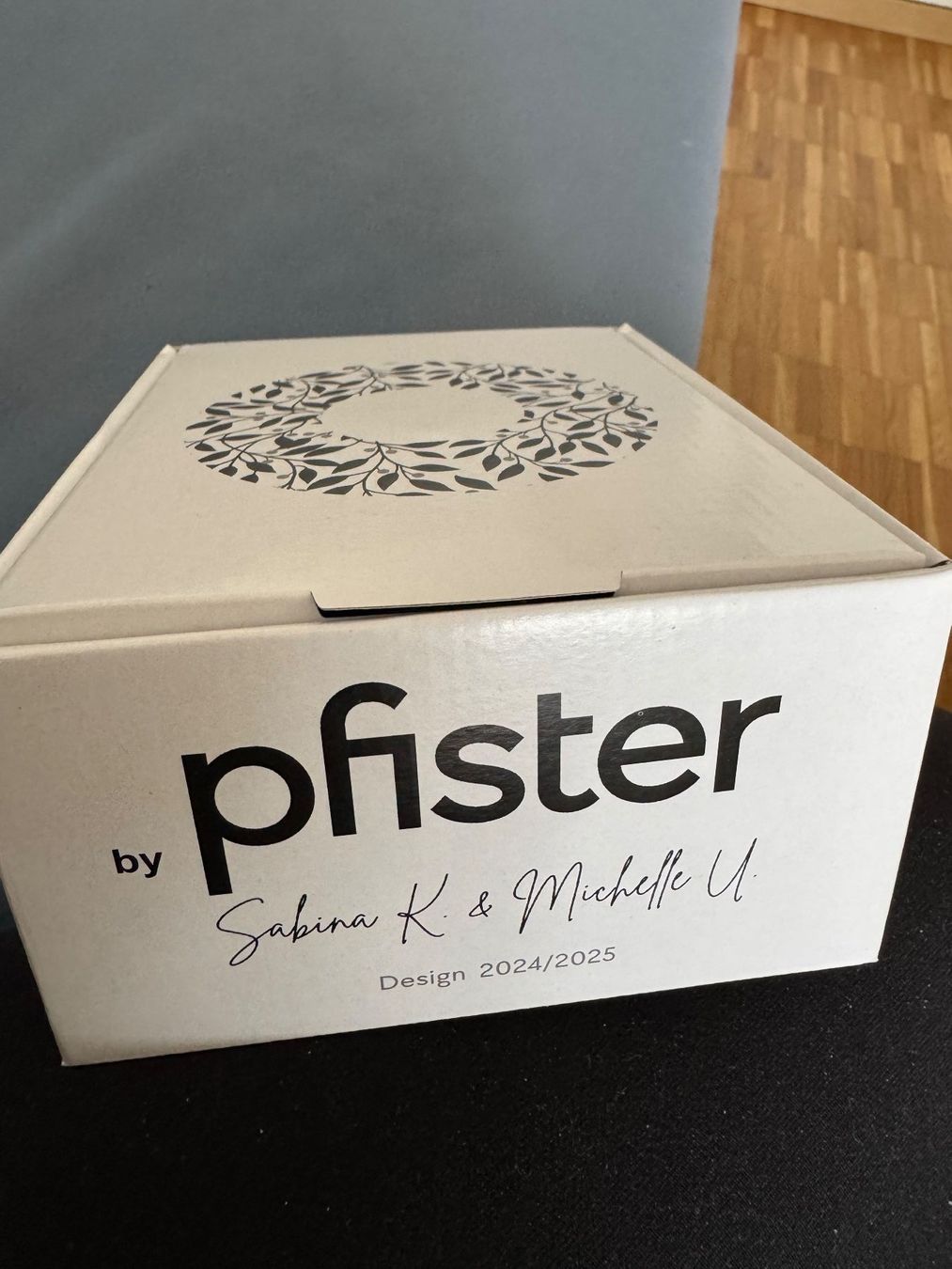 Pfister Tazze: Pfister Tasse mit Unterteller – Nuovo e nell'imballaggio originale da Luzern venduto da Ankerli 2