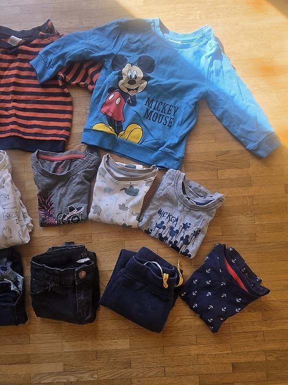 Lotti & Set di vestiti: Kleiderpaket Jungs 86 92  – Usato da Steckborn venduto da pua_2m8z