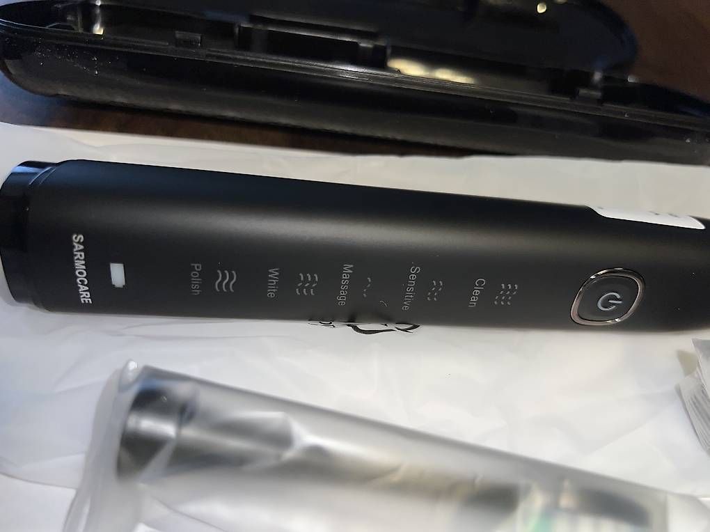 Cura dei denti: Elektrische Zahnbürste – Usato da Emmen venduto da c.o.b.i 1