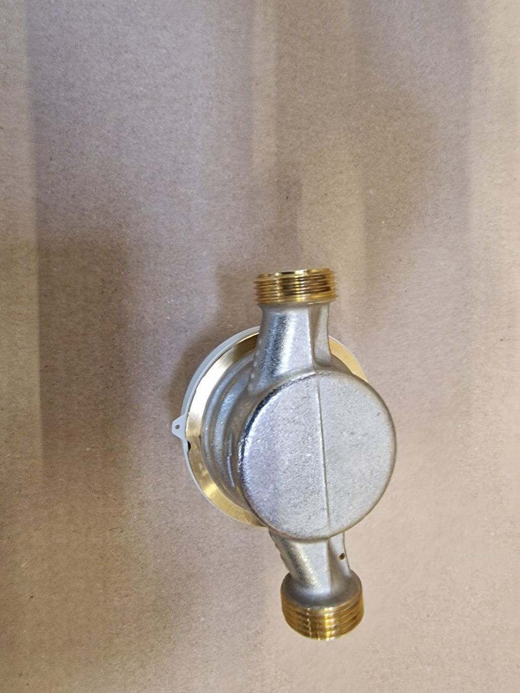 Misurare: Aufputz Wasserzähler 3/4" mit Verschraubung 3/4"-1/2" – Nuovo (secondo la descrizione) da Bilten venduto da ELYSATOR 9