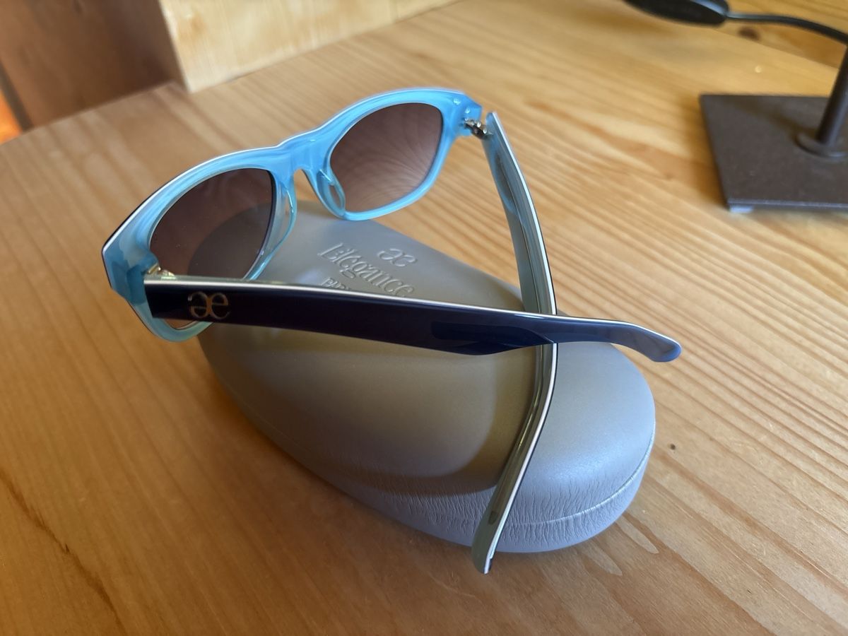 Occhiali & Lenti: Lunettes soleil  – Nuovo (secondo la descrizione) da Monthey venduto da chocolatnoir01 2