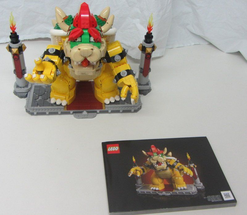 Lego Kit di costruzioni: LEGO  Super Mario  71411 " The Mighty Bowser " – Usato da Kreuzlingen venduto da heinrich7h