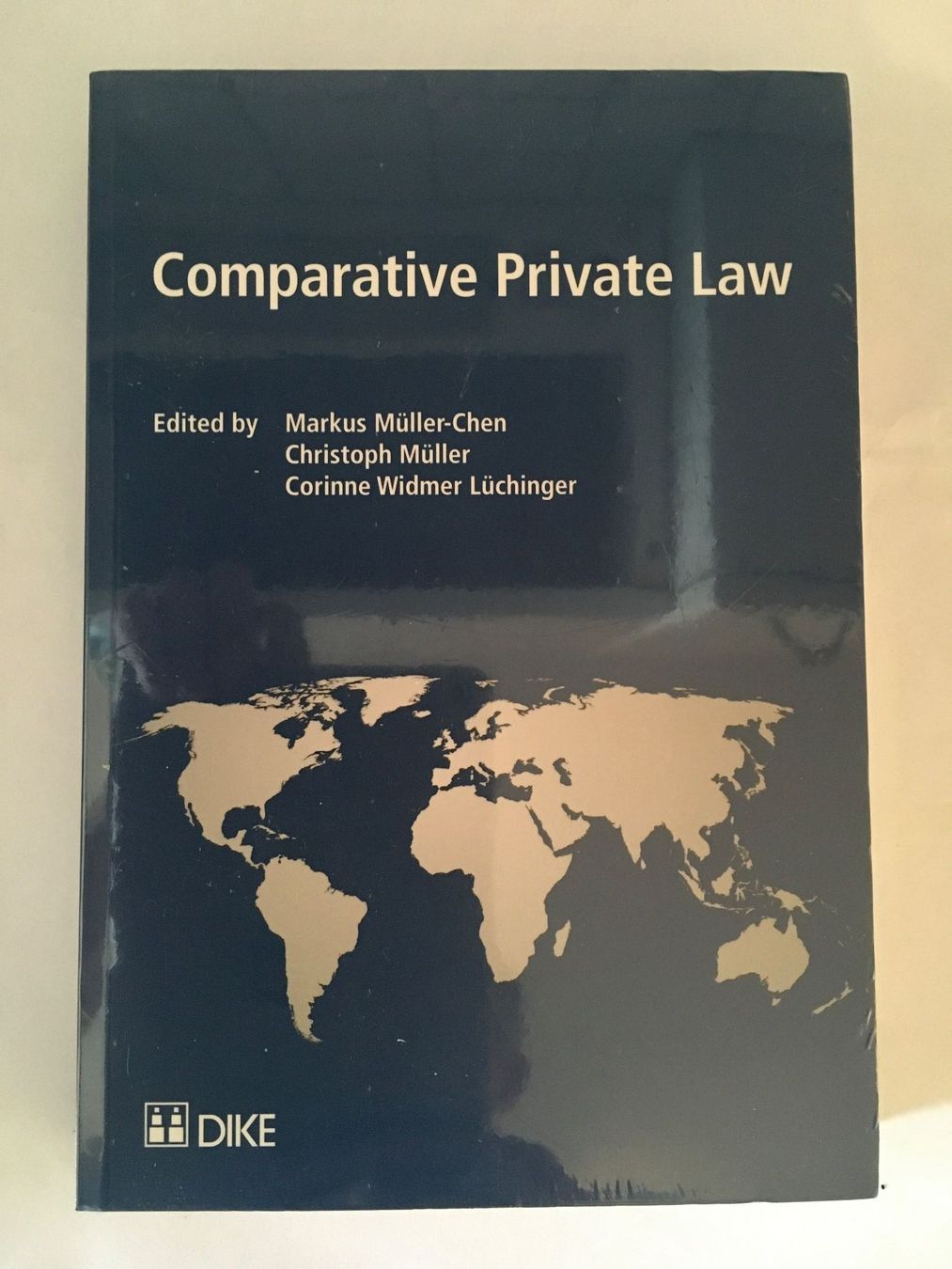 Libri: Comparative Private Law, Dike Verlag, 2015 – Nuovo e nell'imballaggio originale da Düdingen venduto da pyl_dv98