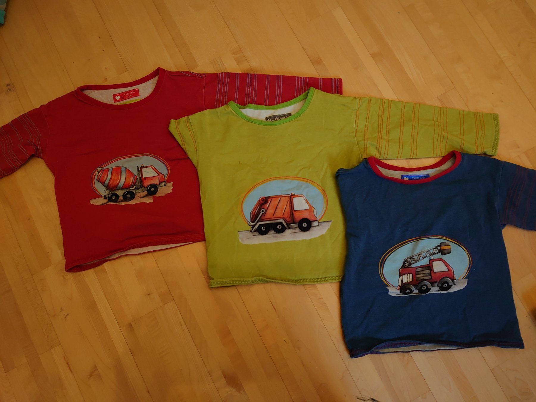 Maglioni & Felpe: 3x Langarmshirt Gr. 98 – Usato da Bern venduto da macsandra