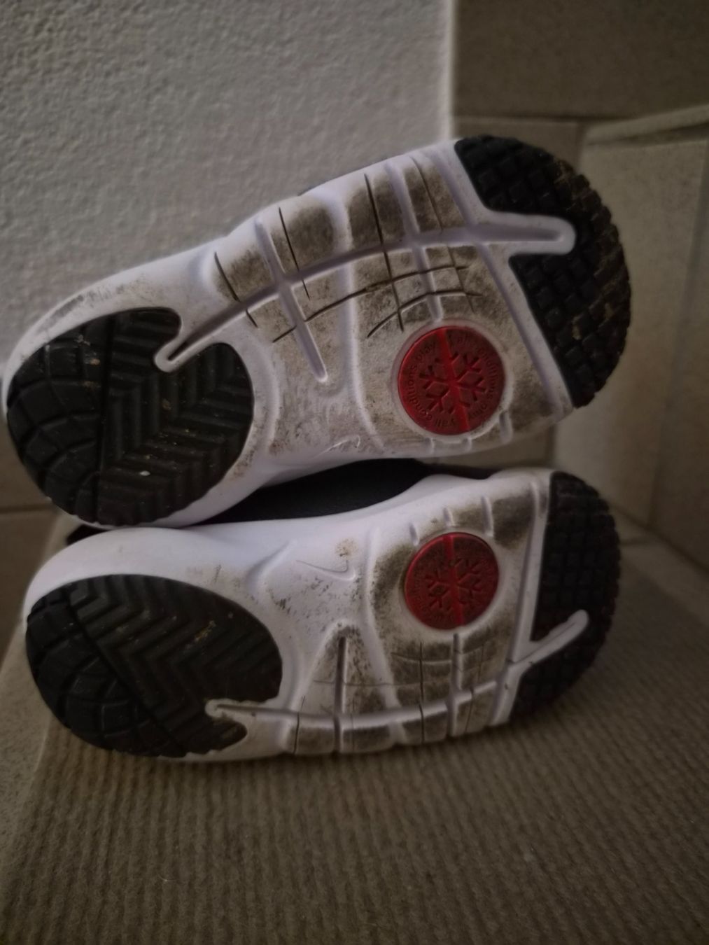 Nike Scarpe per ragazzi: Baby Nike Winterboots – Nuovo (secondo la descrizione) da Villars-sur-Glâne venduto da Thalimey 2