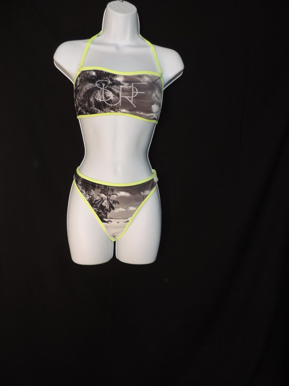 Costumi da bagno & Bikini: maillot de bain 2 pièces tropical jaune fluo – Usato da Genève venduto da Axelle333 7