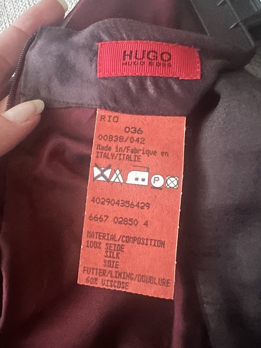 Hugo Boss Gonne: Hugo Boss Jupe – Usato da Zürich venduto da Tingeltangelvina 1