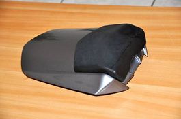 Capot dosseret selle YAMAHA YZF R1 2004; 2005; 2006