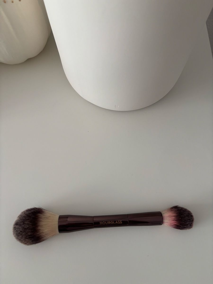 Hourglass Maquillage: Double Hourglass make up brush  – D'occasion à Horgen par lme_8kj7