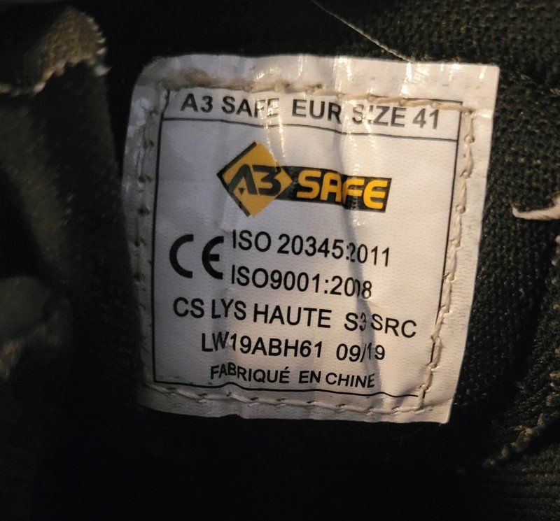 Scarpe da uomo: Chaussures de sécurité S3 – Usato da Chatelaine venduto da Madame-lol 2