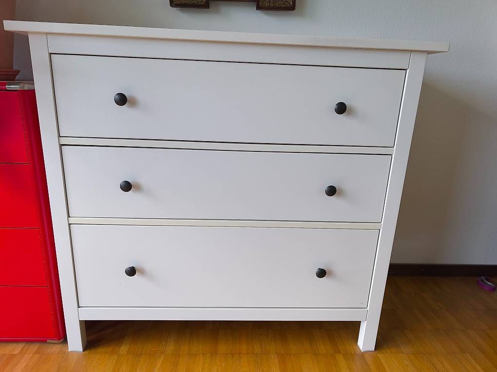 Coffres: Hemnes Truhe Ikea – D'occasion à Aarau par gurnigel65