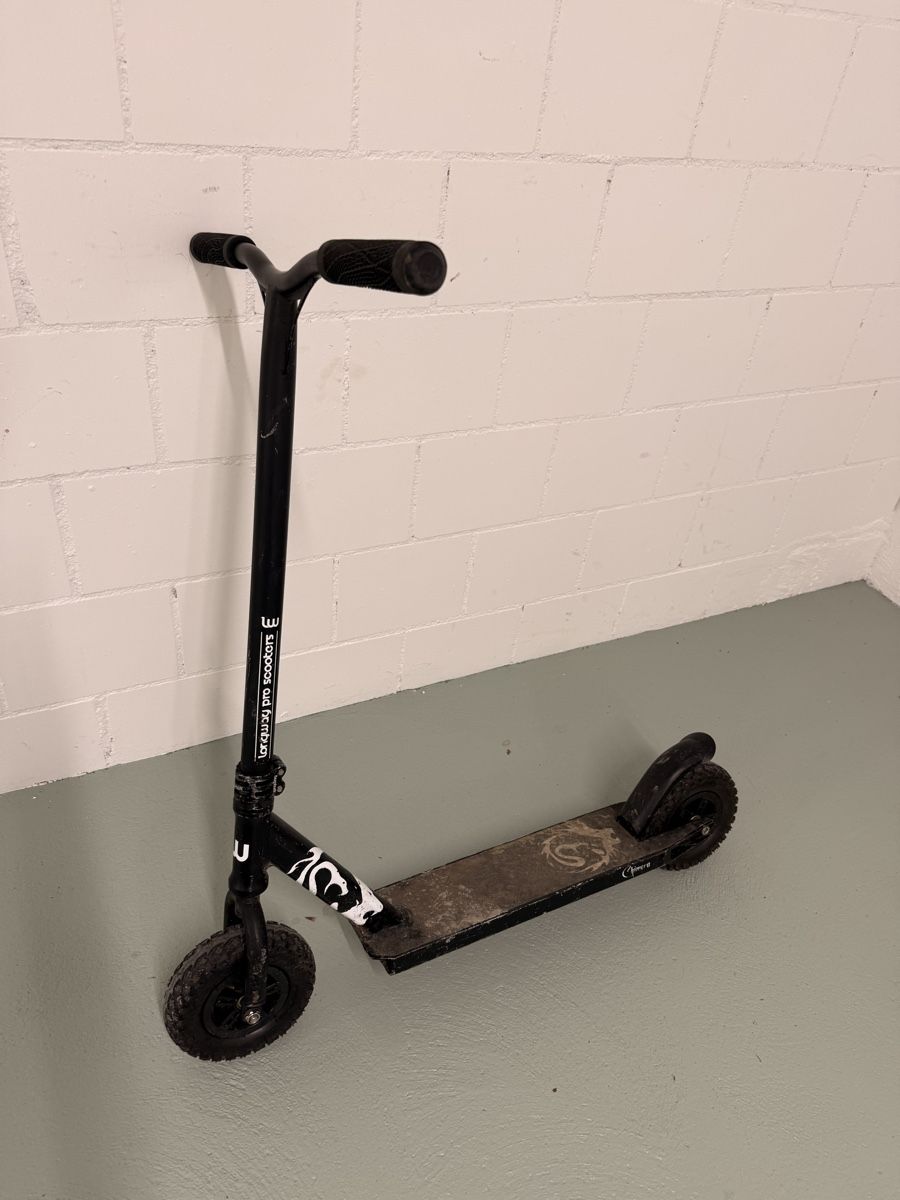 Kickboard: LONGWAY Chimera Dirt Scooter Black  – Usato da Kriens venduto da mar_9zvv