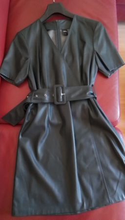 ZEBRA Fashion Kleid / Gr. S / Tannengrün / Lederlook / NEU