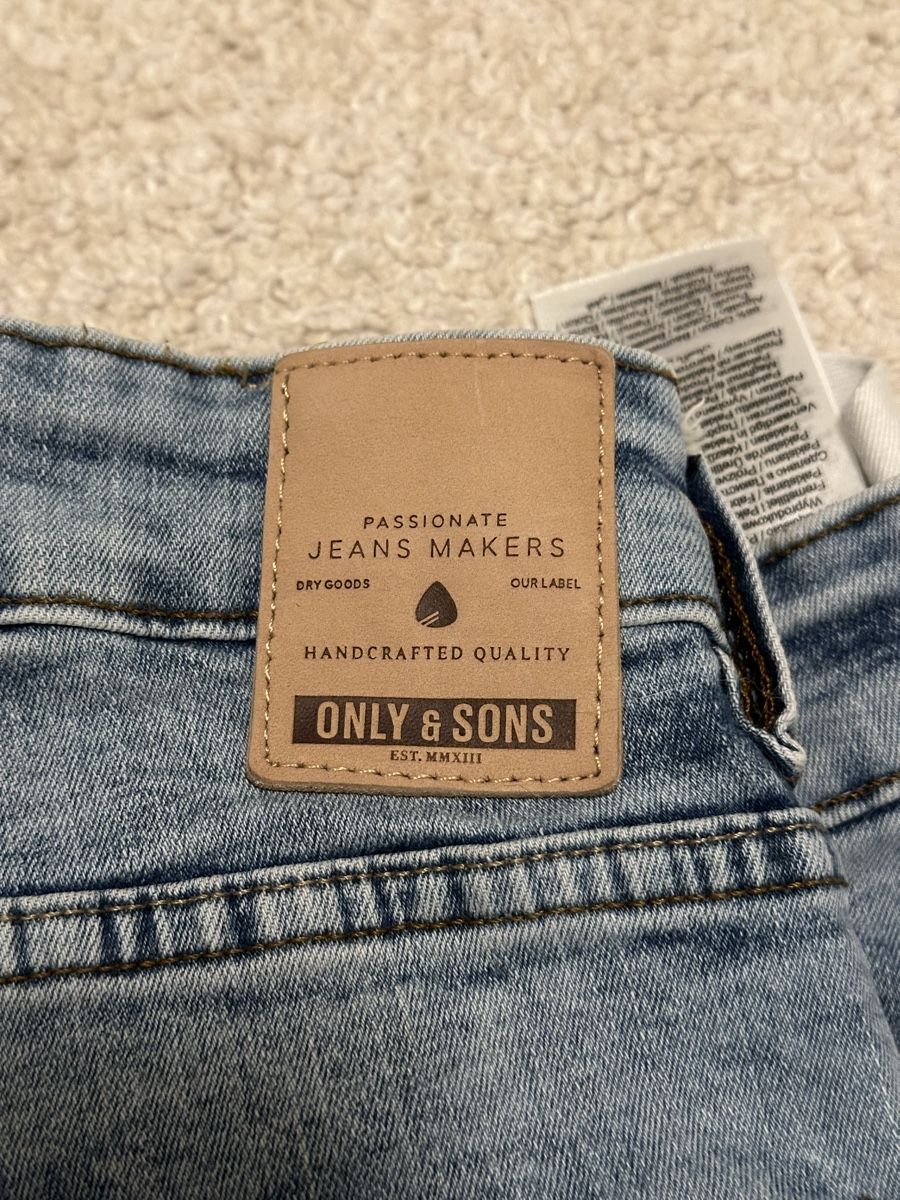 Only Jeans: Jeans Only & Sons | 28x30 | hellblau – Nuovo (secondo la descrizione) da Spreitenbach venduto da Sujrkwxl 1