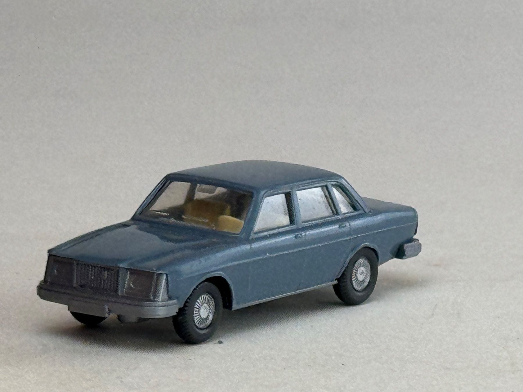 Wiking Modellini d'auto: EB- Wiking Volvo 264 blau – Usato da Elm venduto da Wikmtz