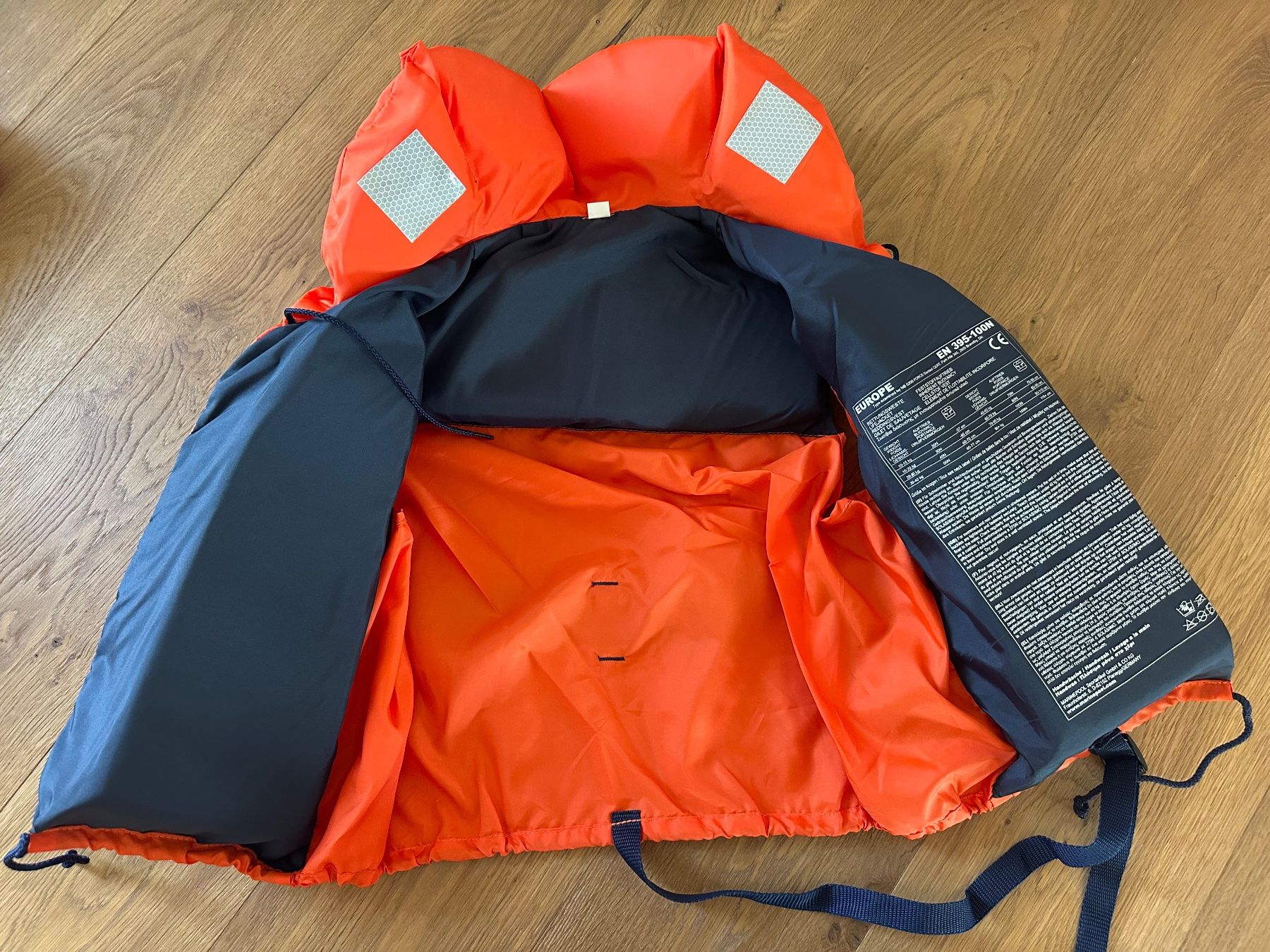 Giubbotti di salvataggio: Schwimmweste Kind 30-40kg – Usato da Männedorf venduto da natalie.straehle 2