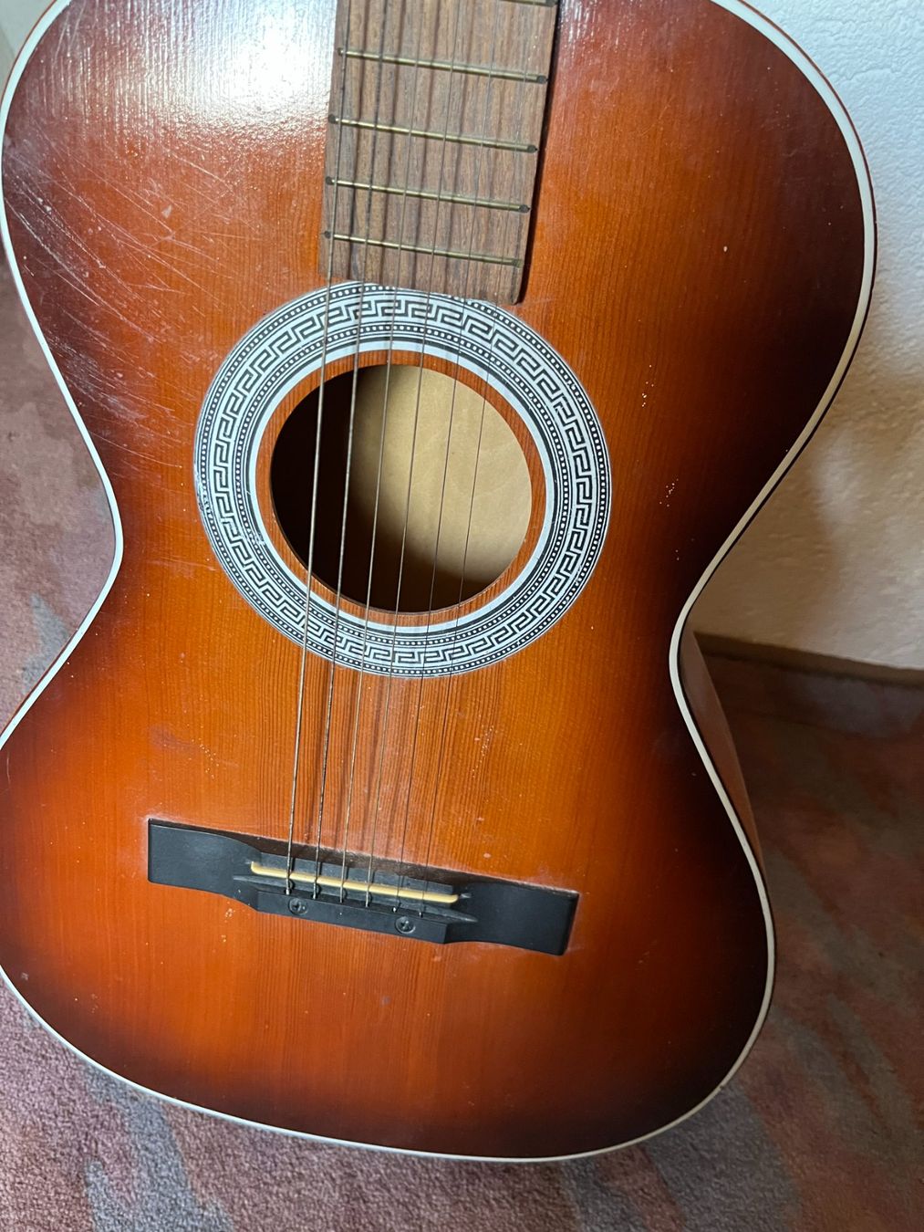 Strumenti musicali: Gitarre – Usato da Montlingen venduto da Giardini13 1