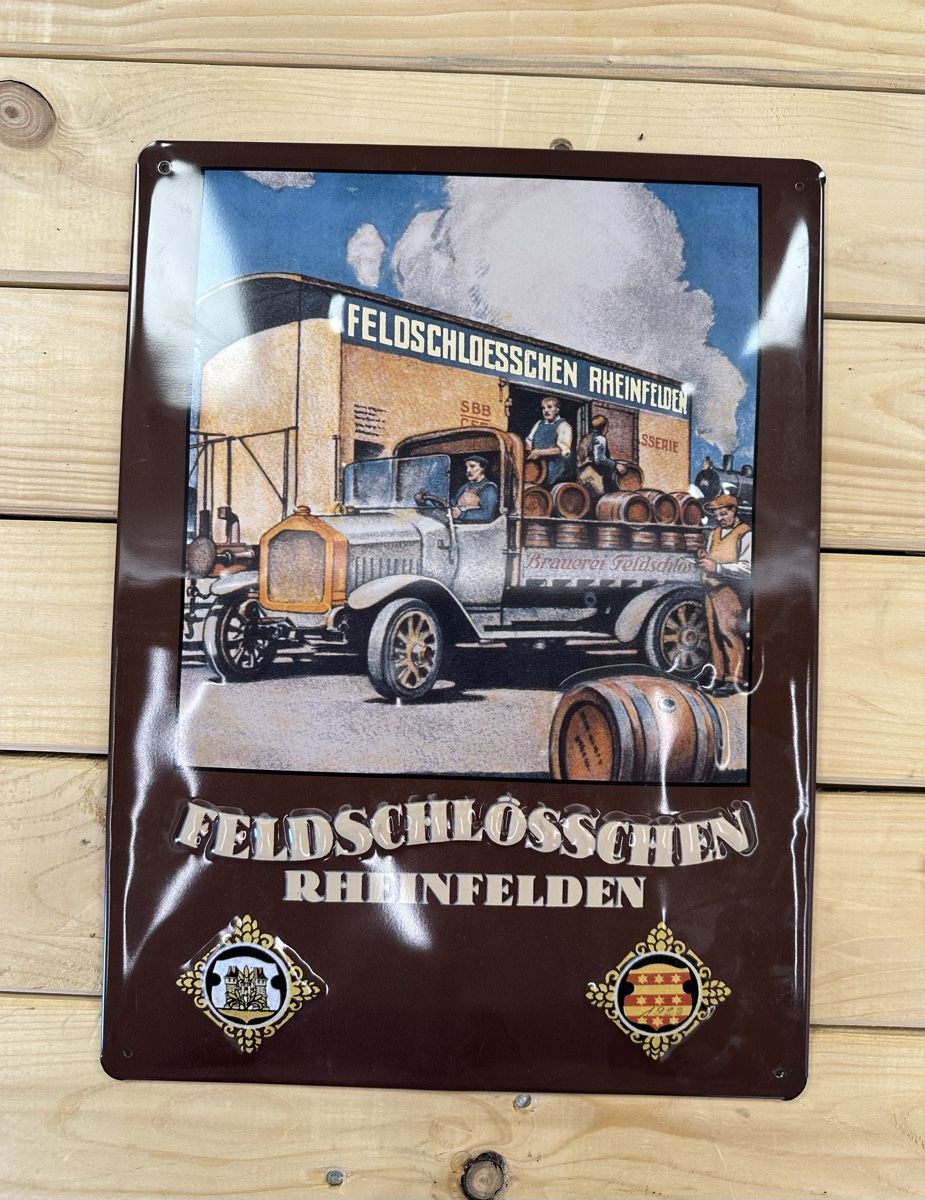 Feldschlösschen Insegne: Blechschild Feldschlösschen Rheinfelden LKW und Fässer – Usato da Maschwanden venduto da Charlotte90