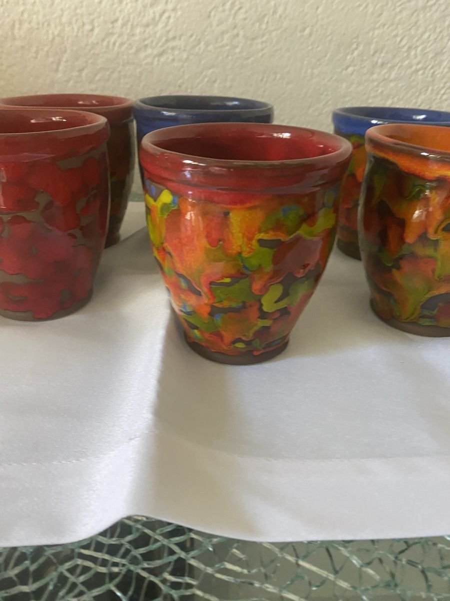 Tazze: Steingut wunderschöne Hand Made Trinkgläser 8stk. – Nuovo e nell'imballaggio originale da Bern venduto da Ninitto 1