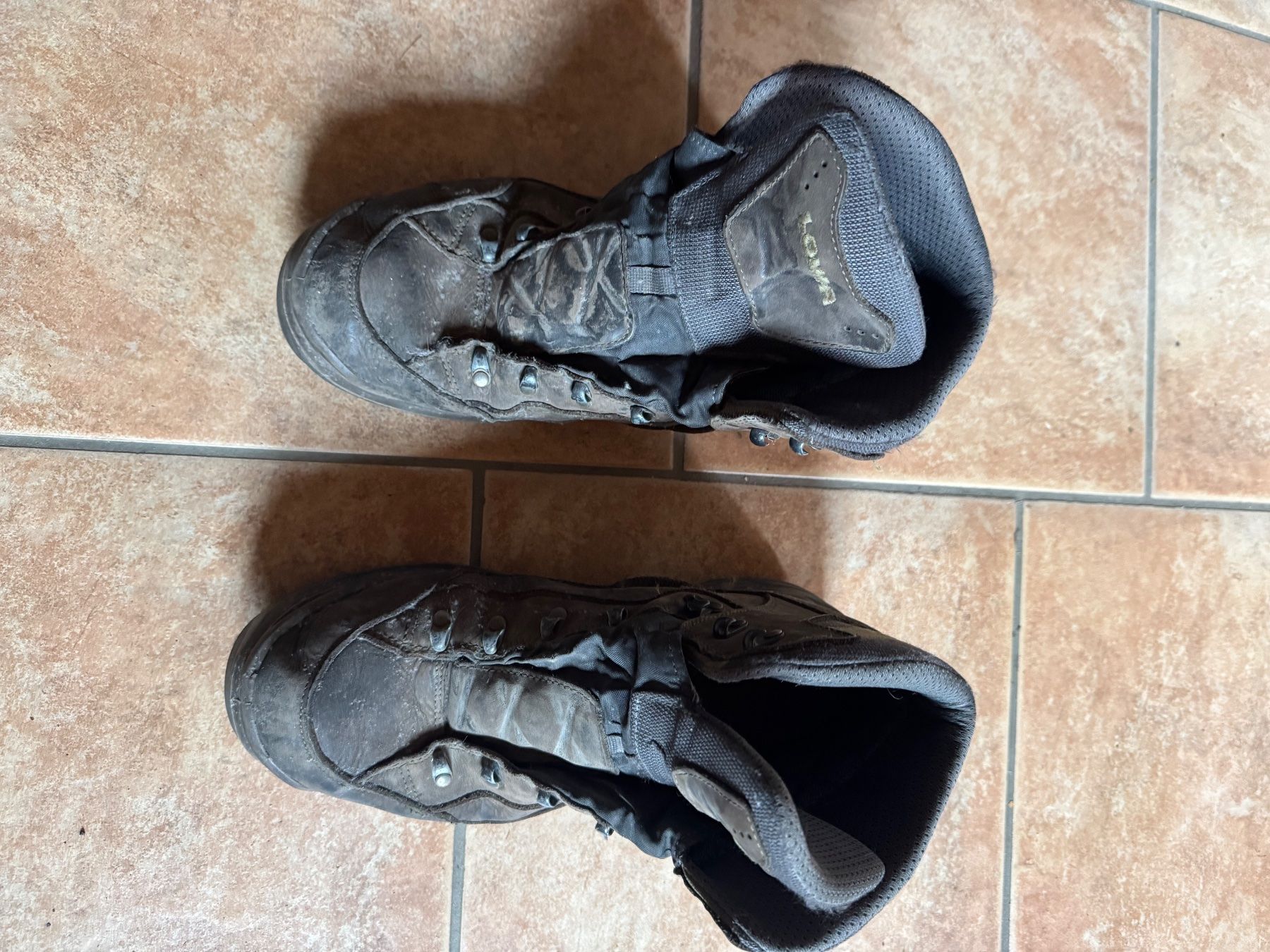 Lowa Scarpe da uomo: Lowa Renegate GTX mid Wanderschuhe Grosse 45 – Usato da Hasliberg Hohfluh venduto da dio_vd7f