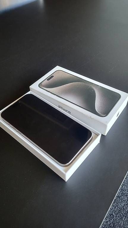 Telefoni cellulari / Smartphones: Iphone 15 Pro Max in Top-Zustand – Usato da Vezia venduto da Robi1311 2