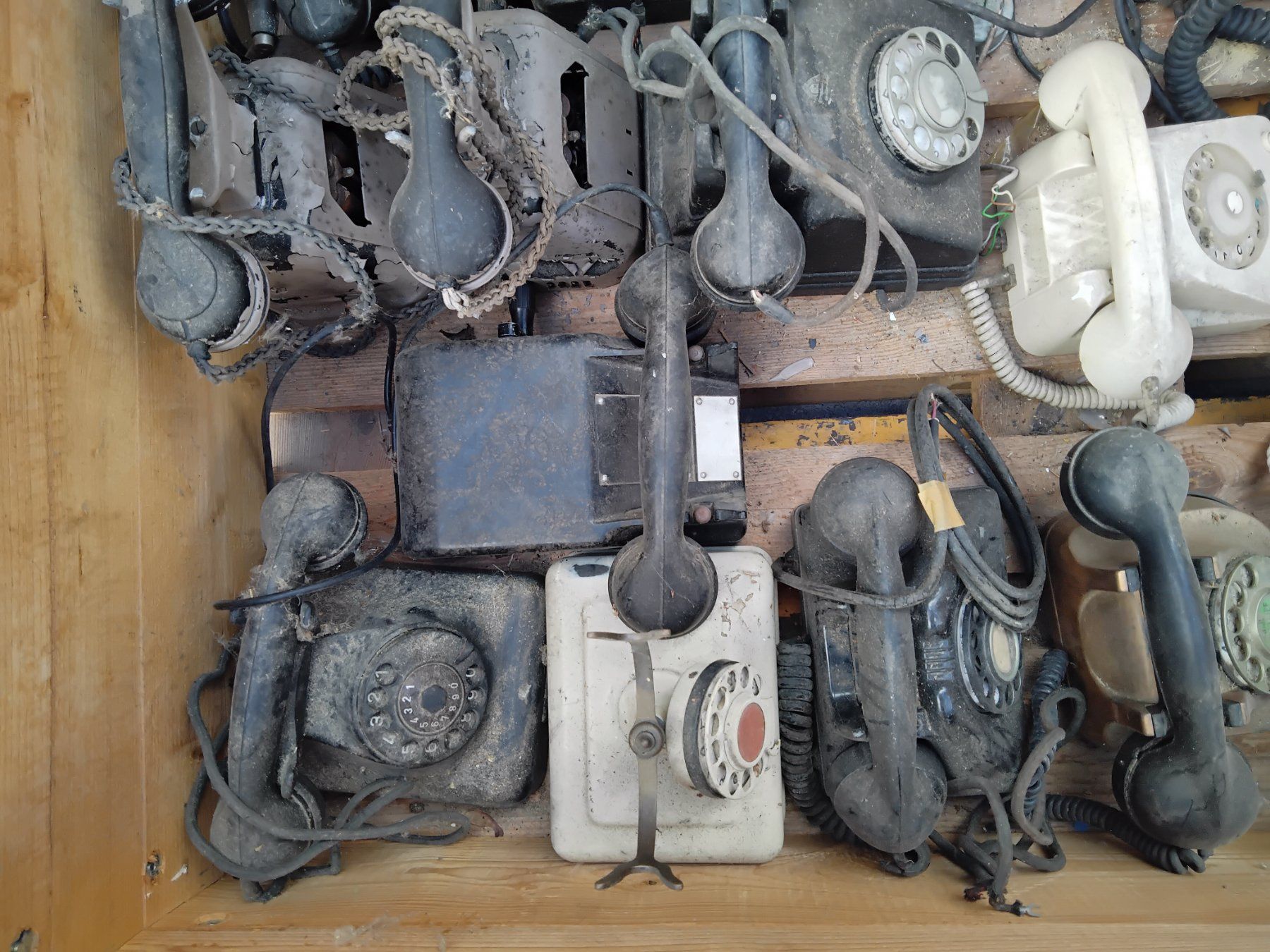 Telefone: Ausländische Telefone – Defekt aus Nuglar von lampa-radio 9